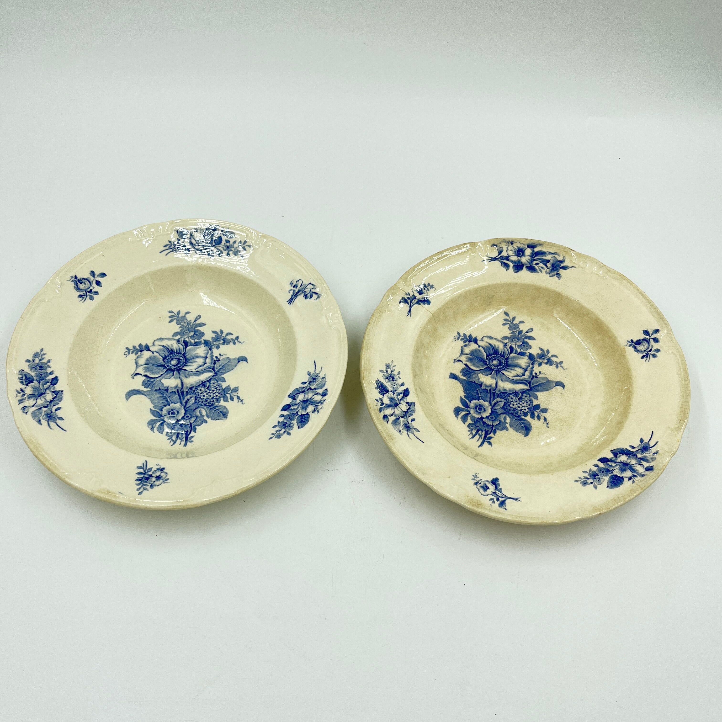 Set of 20 plates Boch Frères décor Rhodia