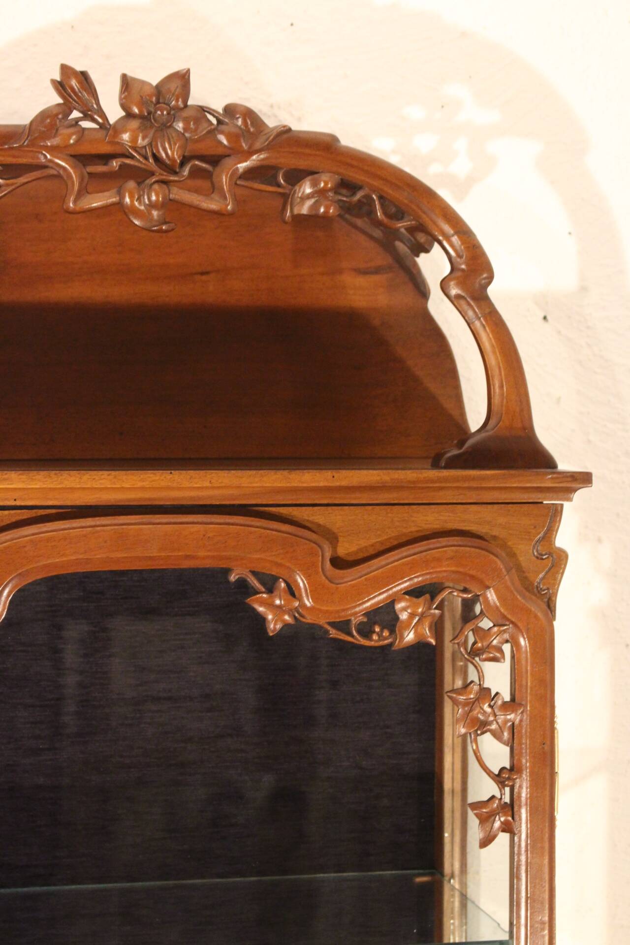 Vitrine Art Nouveau