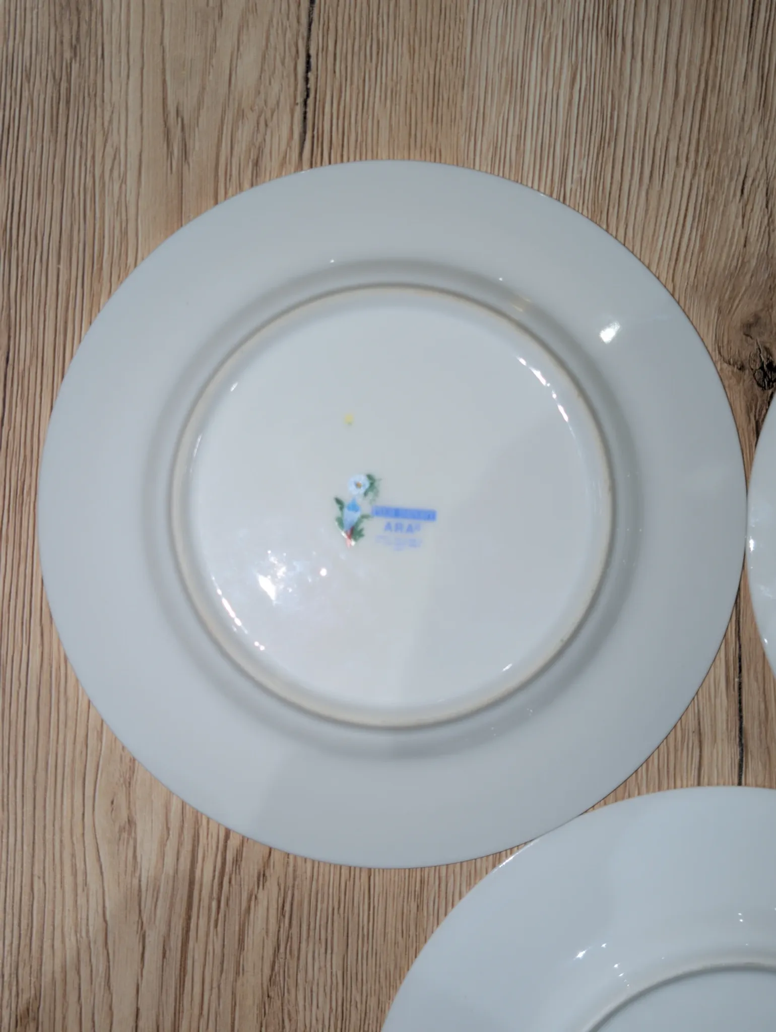 set of 3 dessert / sweet plates in white porcelain fi