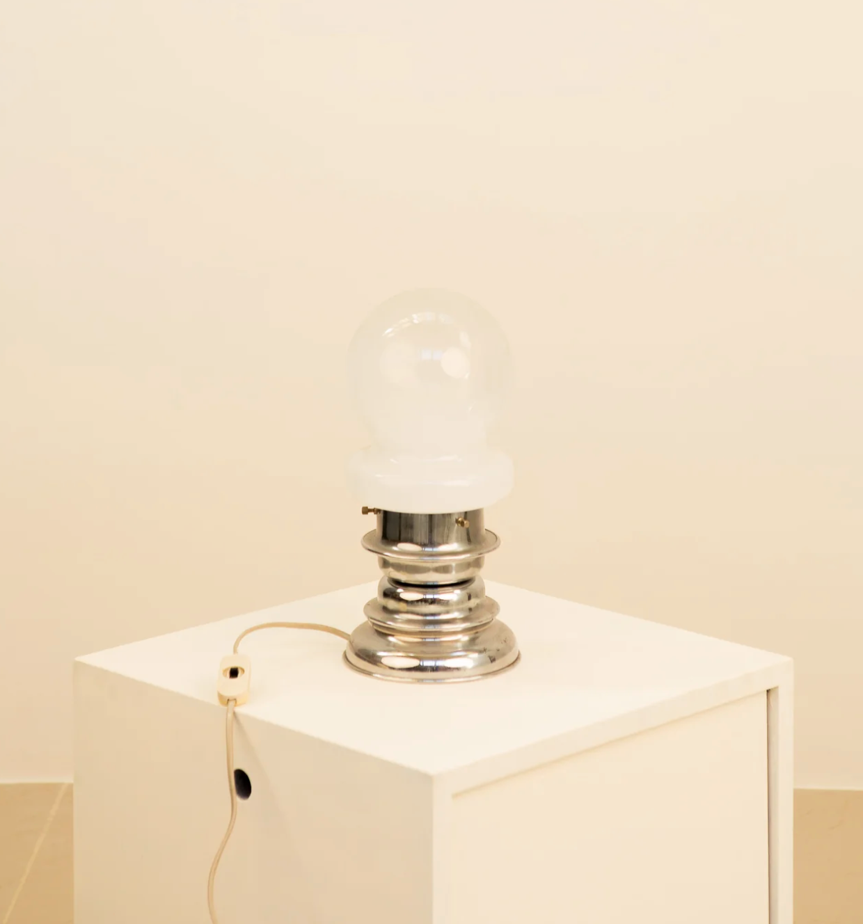 Chrome lamp & opaque glass 70's