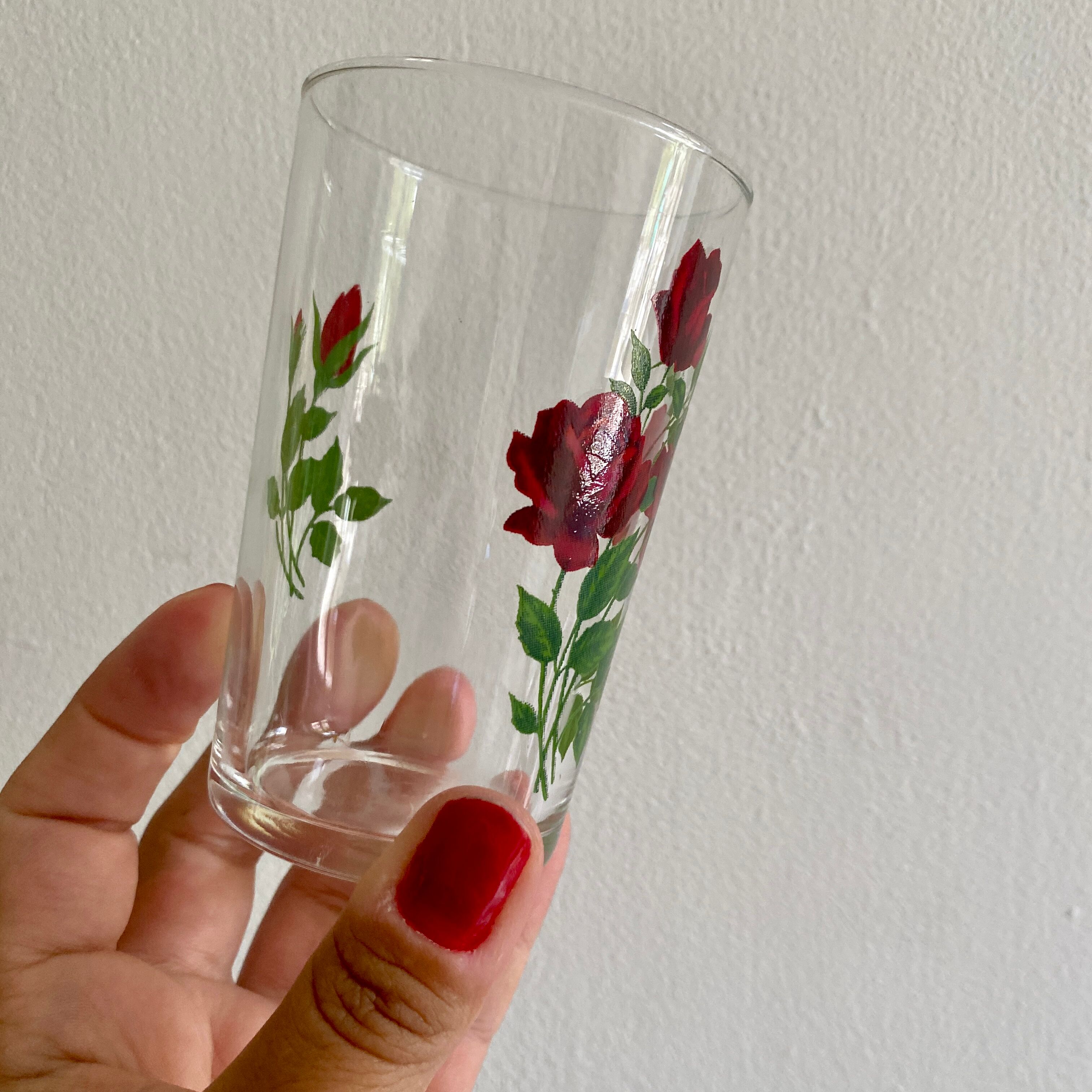 Set of 9 vintage glasses with flower designs - red roses -