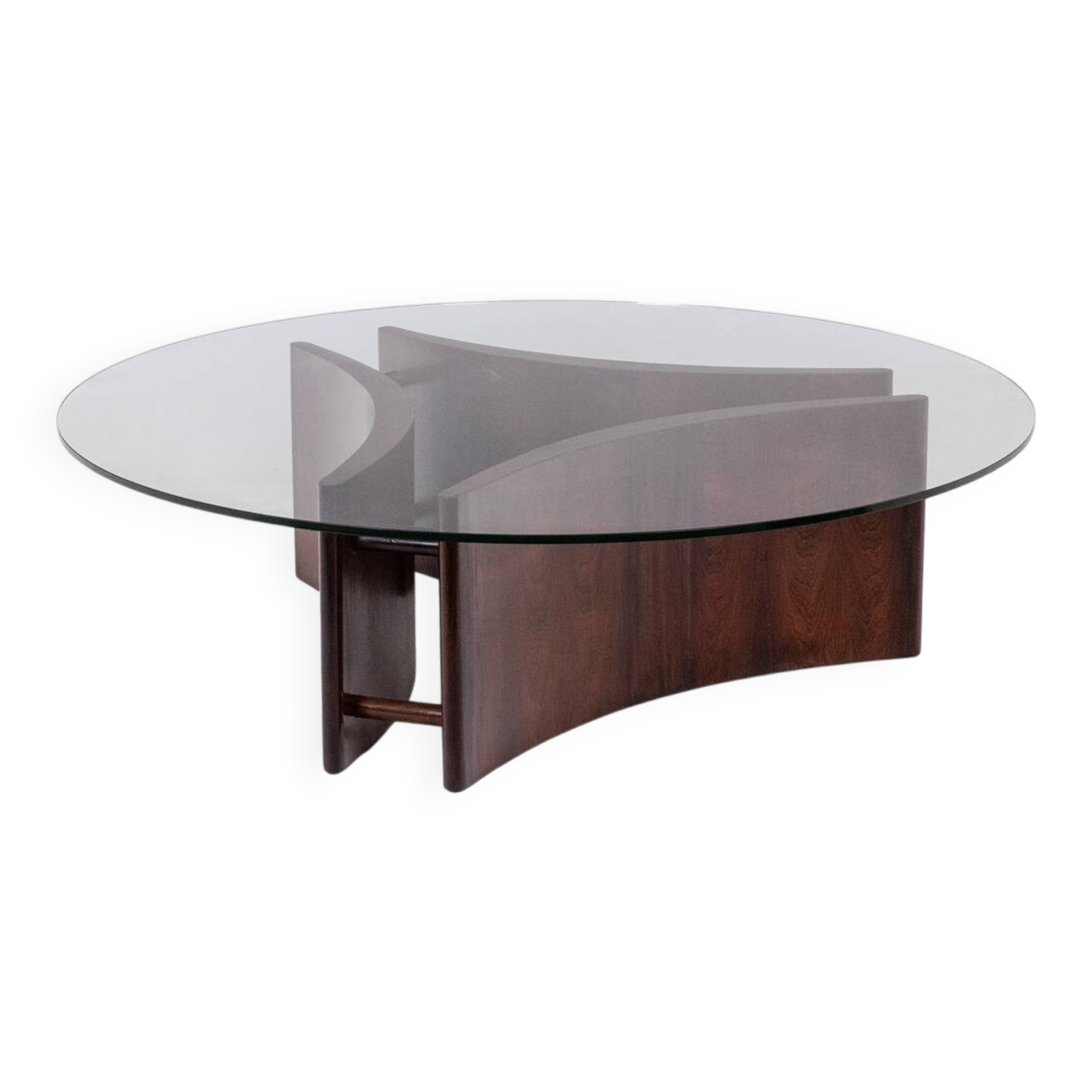 Rosewood coffee table, concave shape. 1970s.