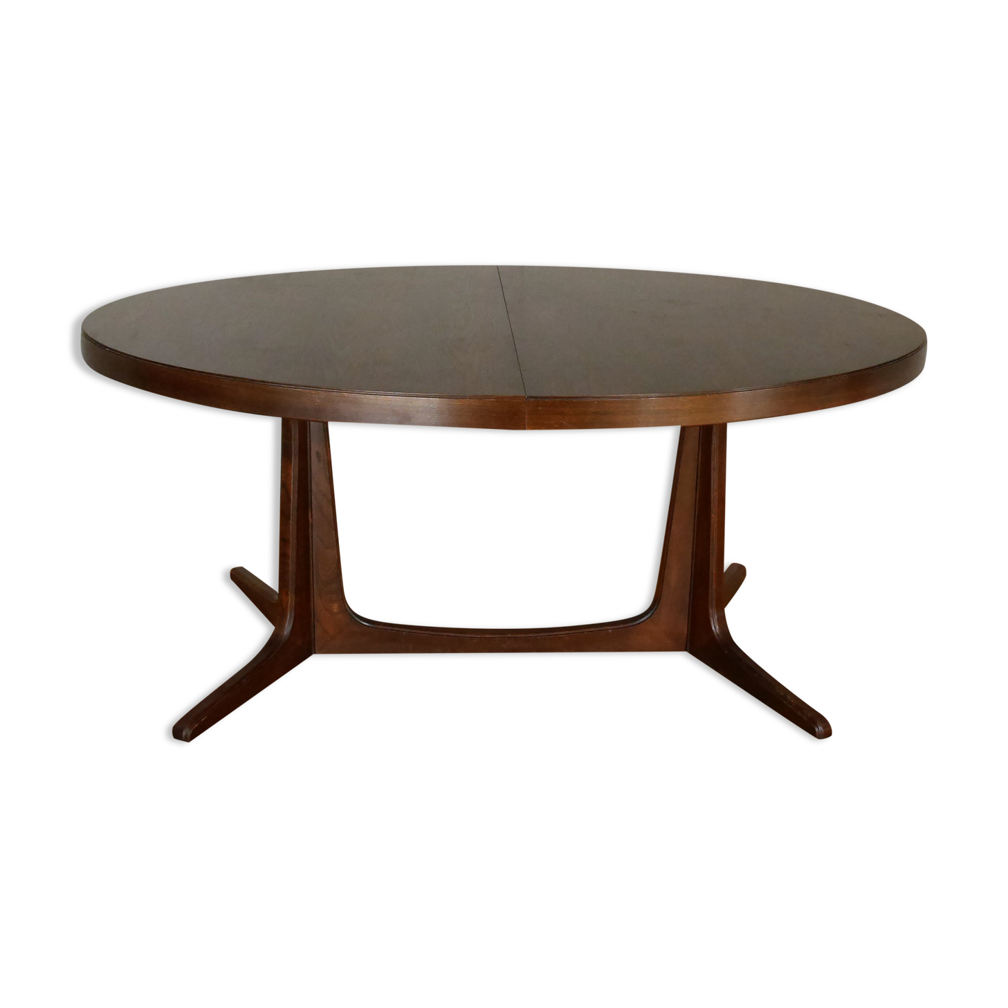 Extendable oval elm table with Baumann extensions