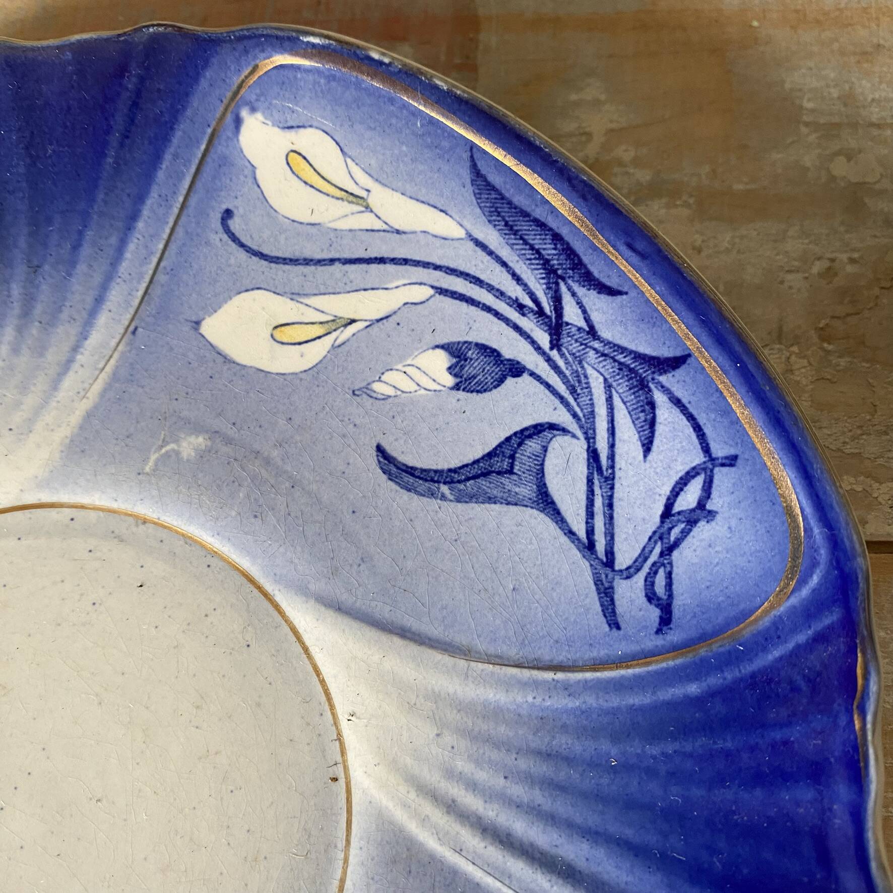 Assiettes  Sarreguemines décor Arum bleu cobalt