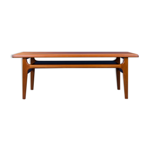 Table basse en teck par Niels bach pour A / S Möbler, années 1960