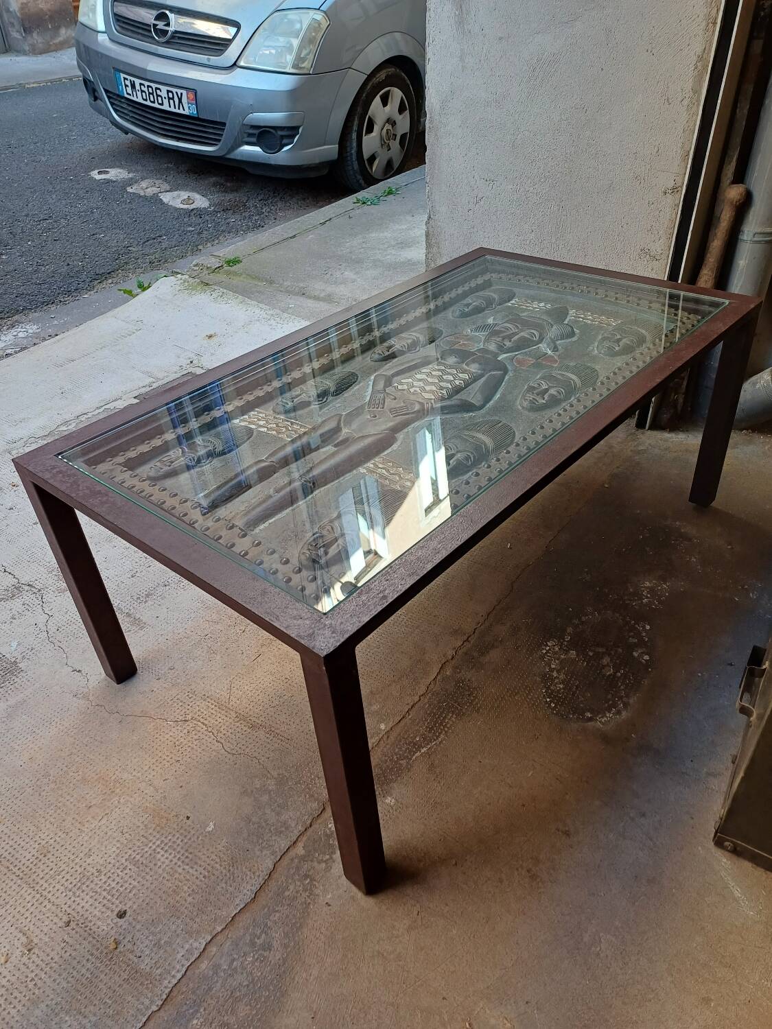 African design coffee table, Ivory Coast