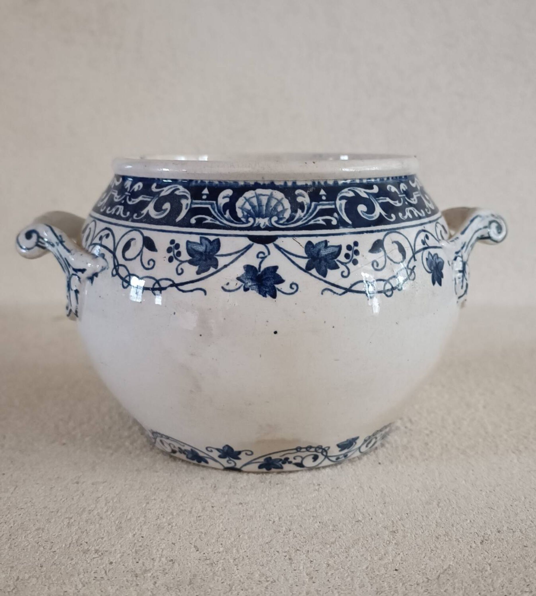 Longwy iron earth sugar bowl