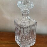 Carafe en verre taillé
