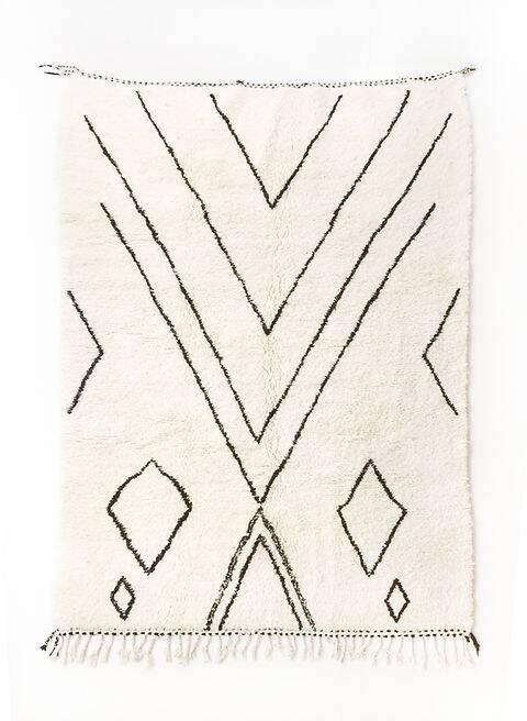 White Moroccan rug decorated size 250cmx150cm