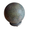 Globe terrestre ancien en verre