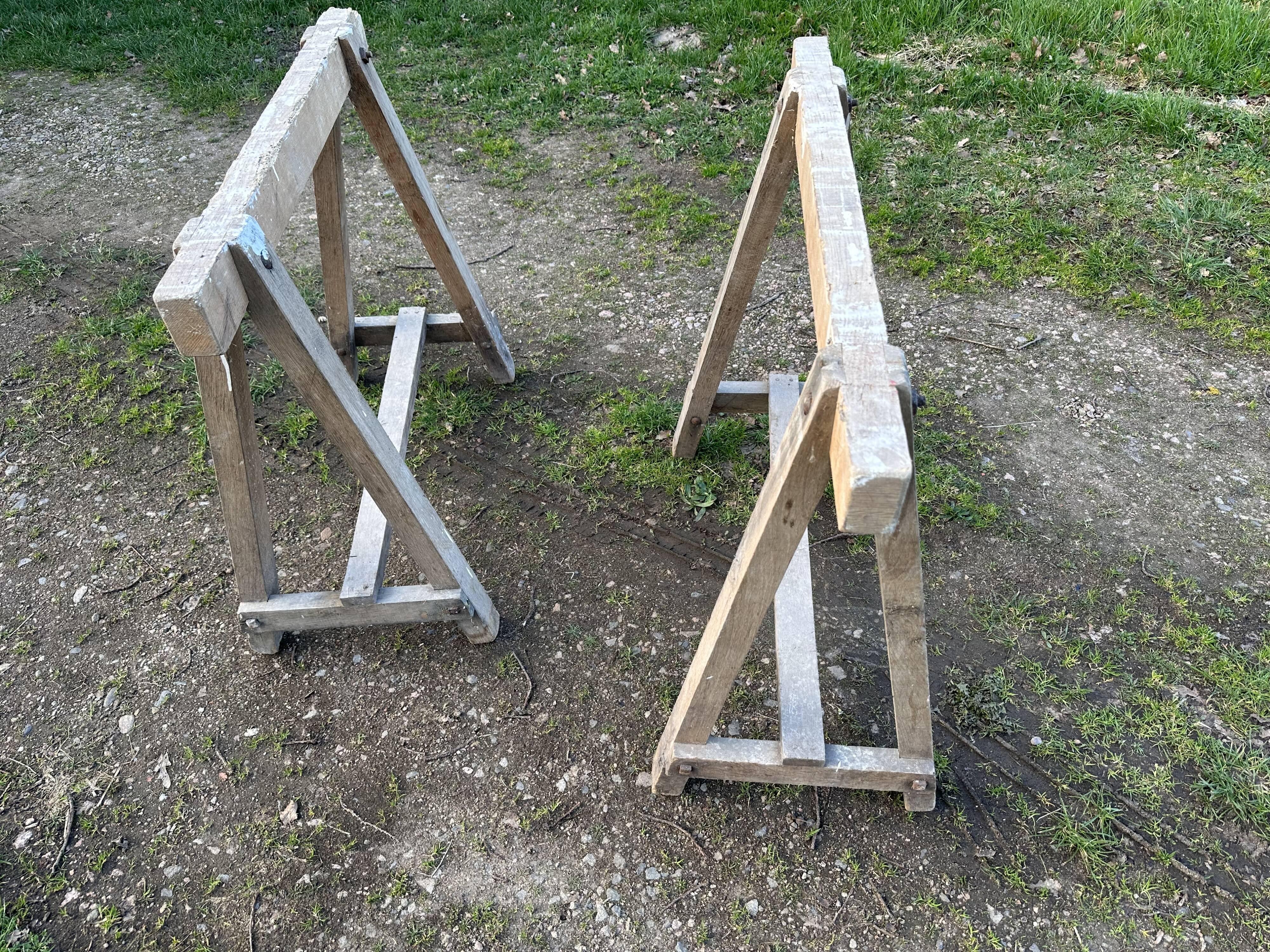 Farm table guinguette and wooden trestles