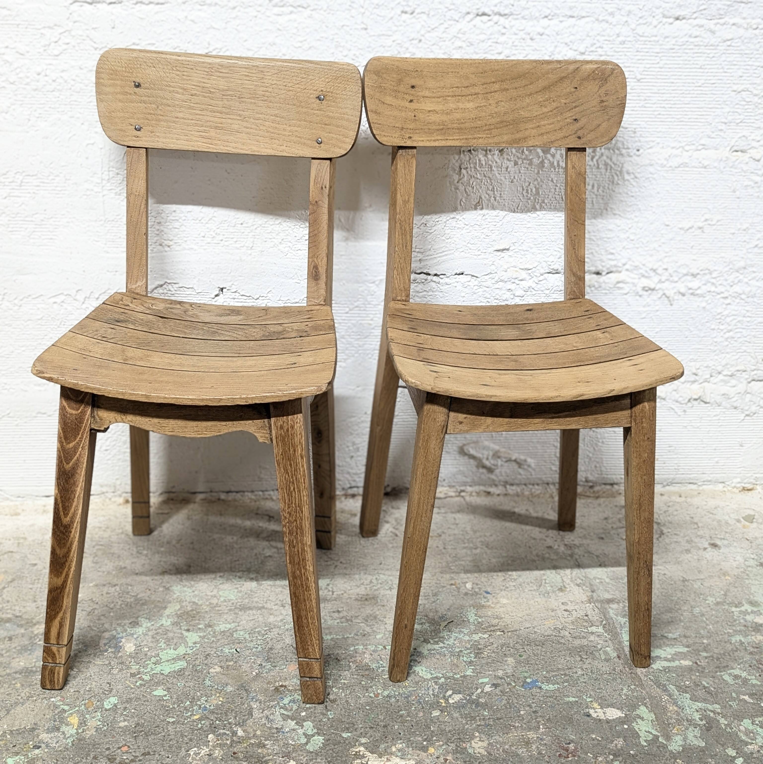 Pair of oak chairs