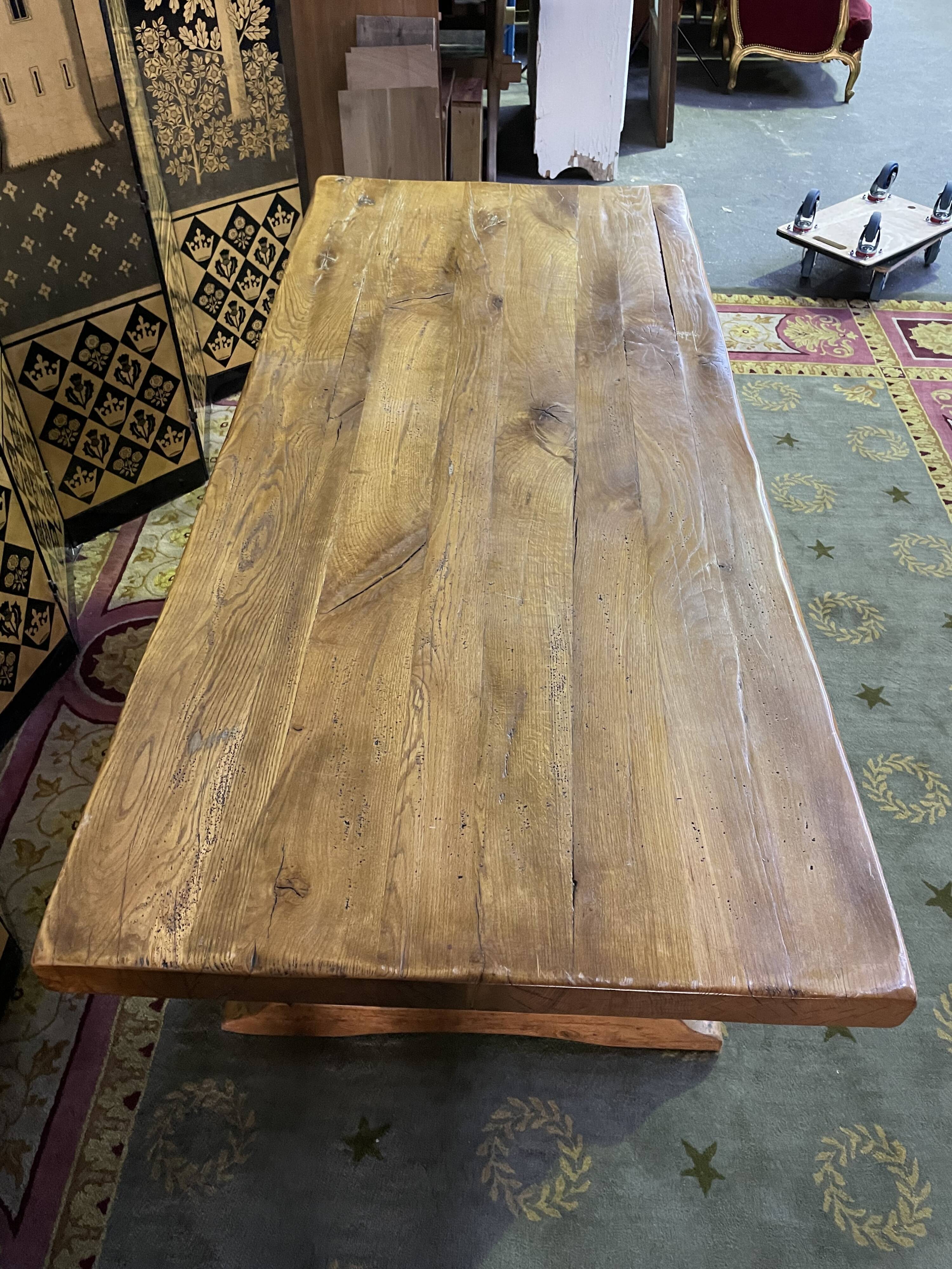 Oak monastery table with 2 extensions