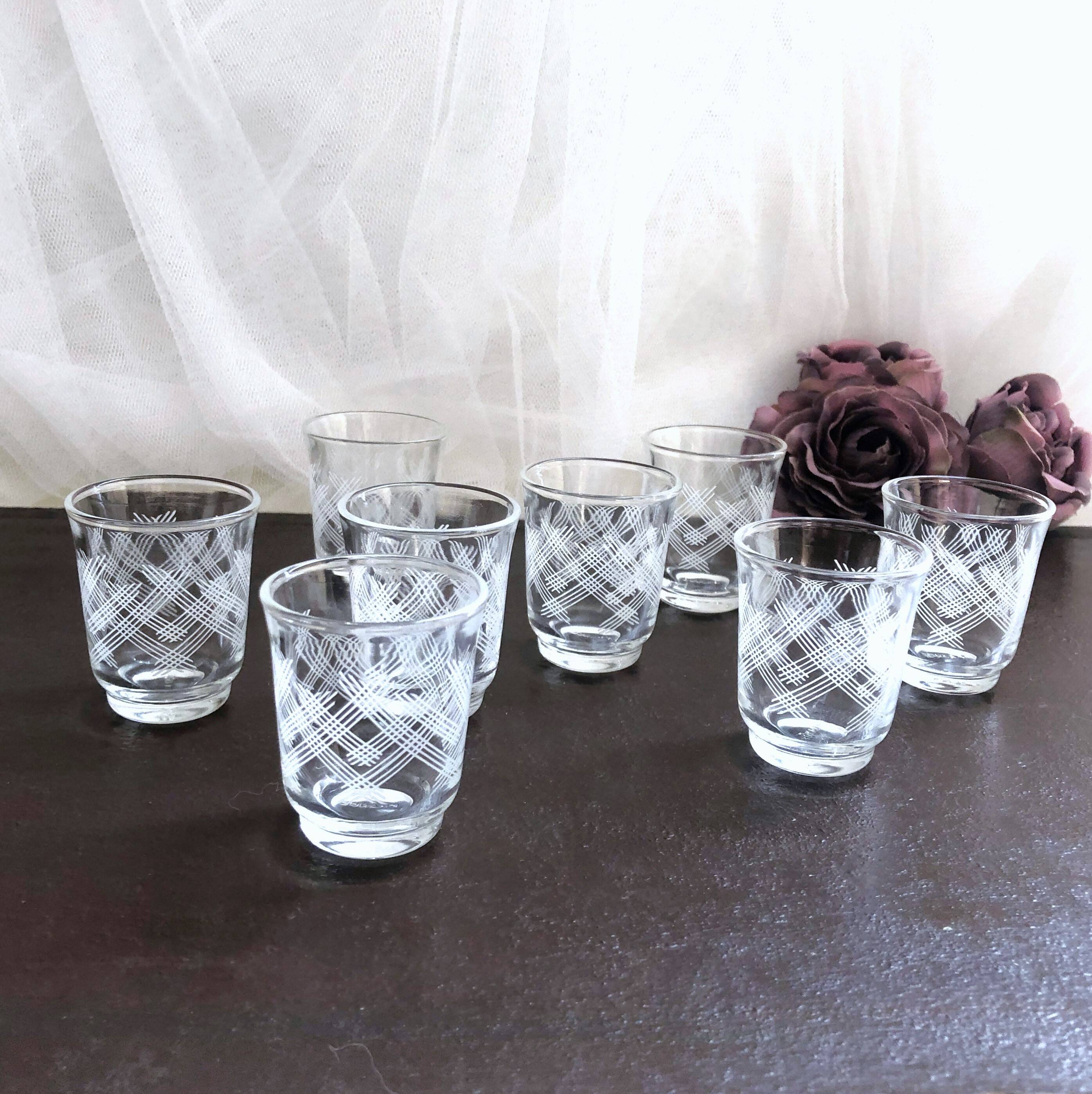 Set of 8 mini liqueur glasses Art Deco style France