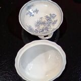 Part of a 25-piece Sarreguemines earthenware dinner service - Purple floral decoration