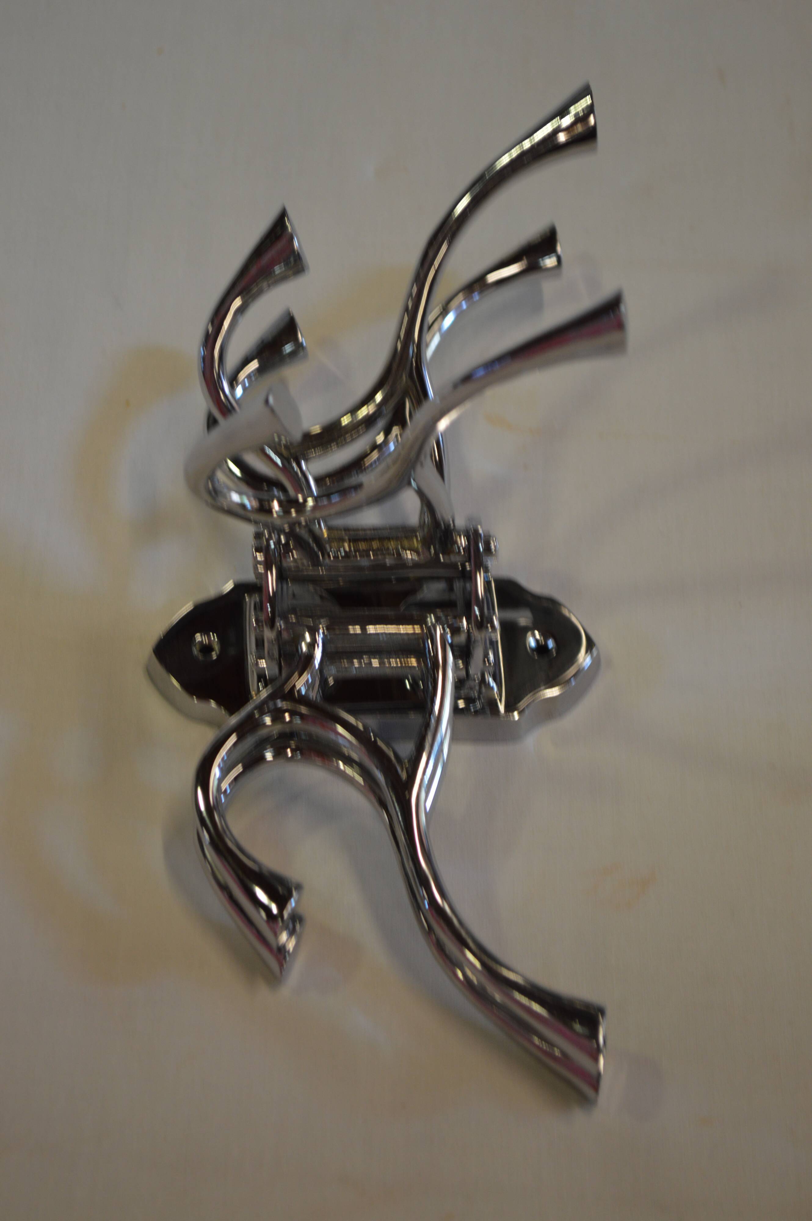 Chrome iron circular coat holder