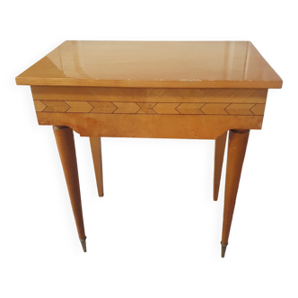 Table de chevet vintage année 60 avec un tiroir pied compas comme de la marquetterie sur le tiroir