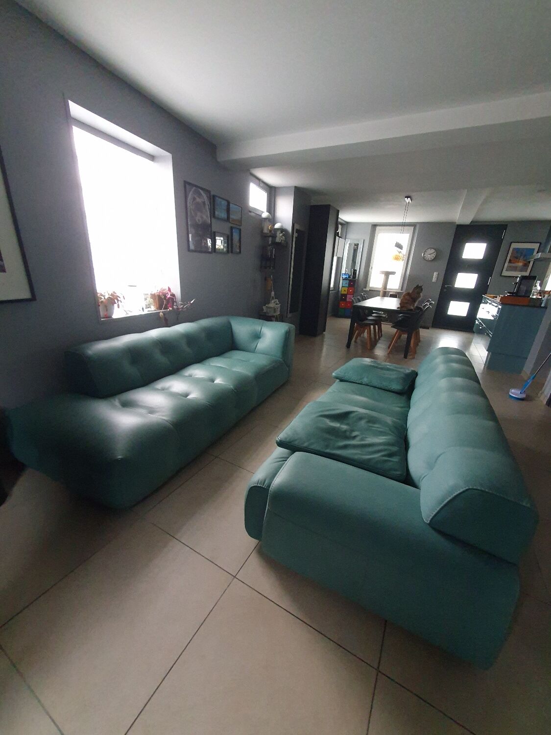 Fine grain leather sofa