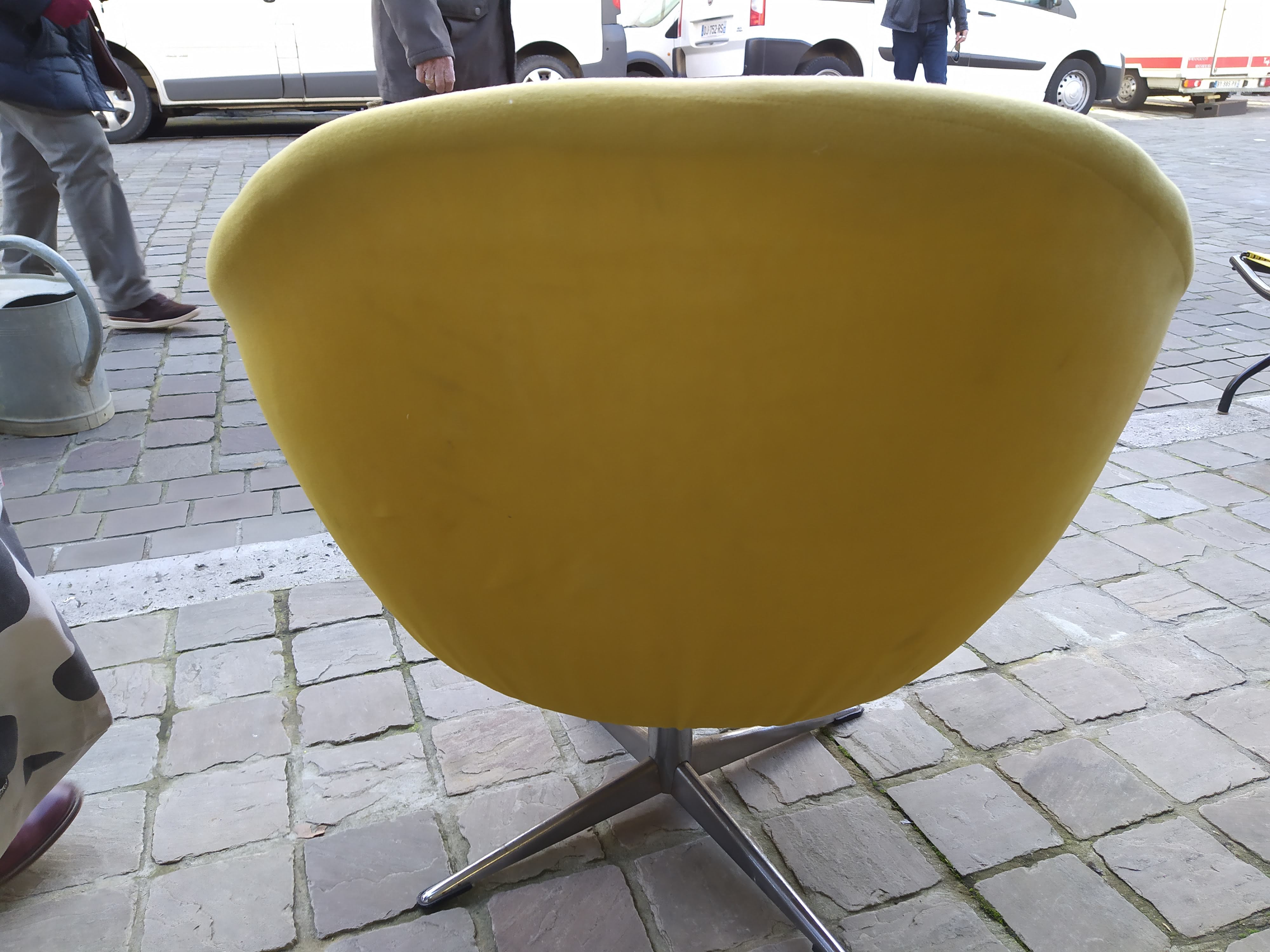 60s design swivel shell chair