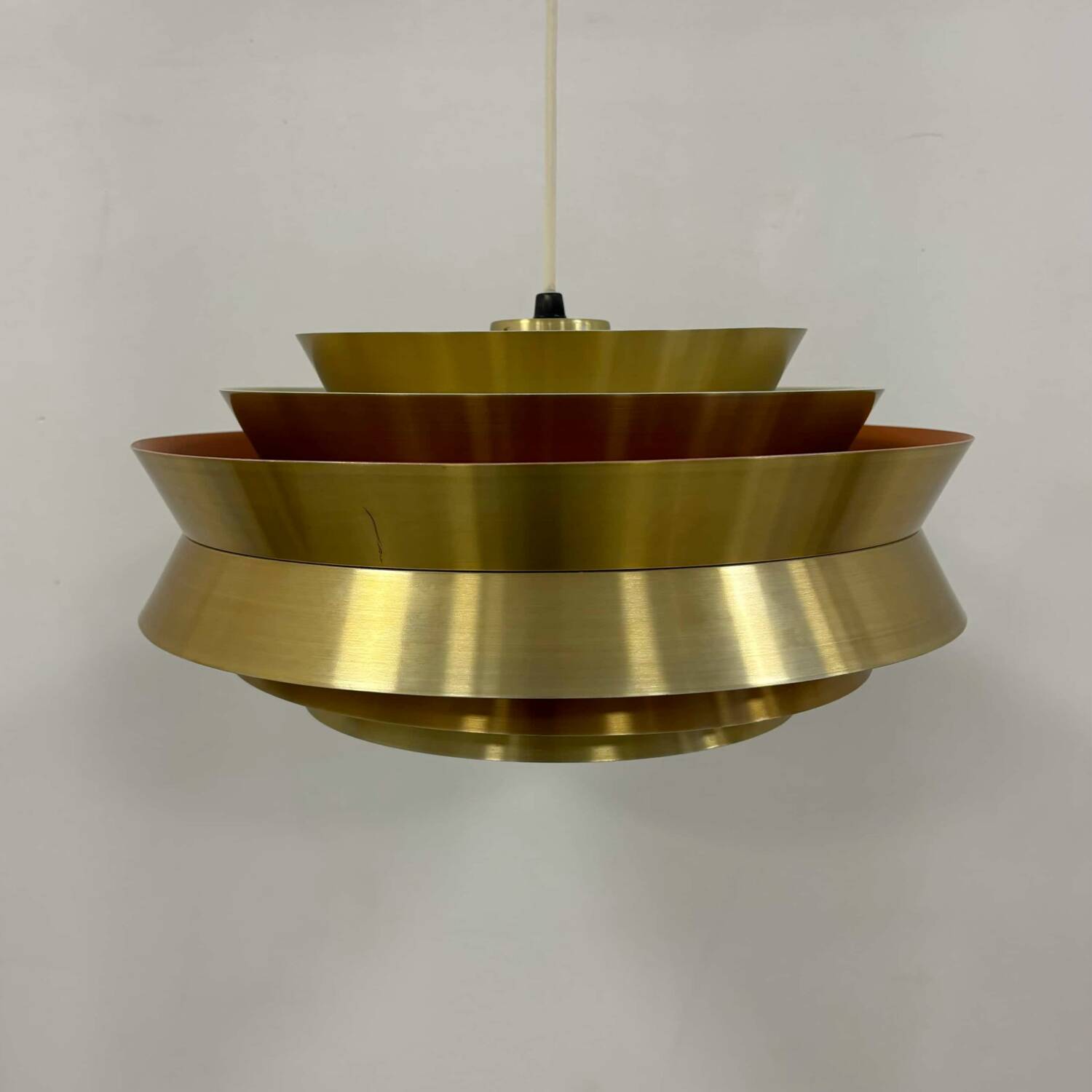 Suspension vintage en laiton