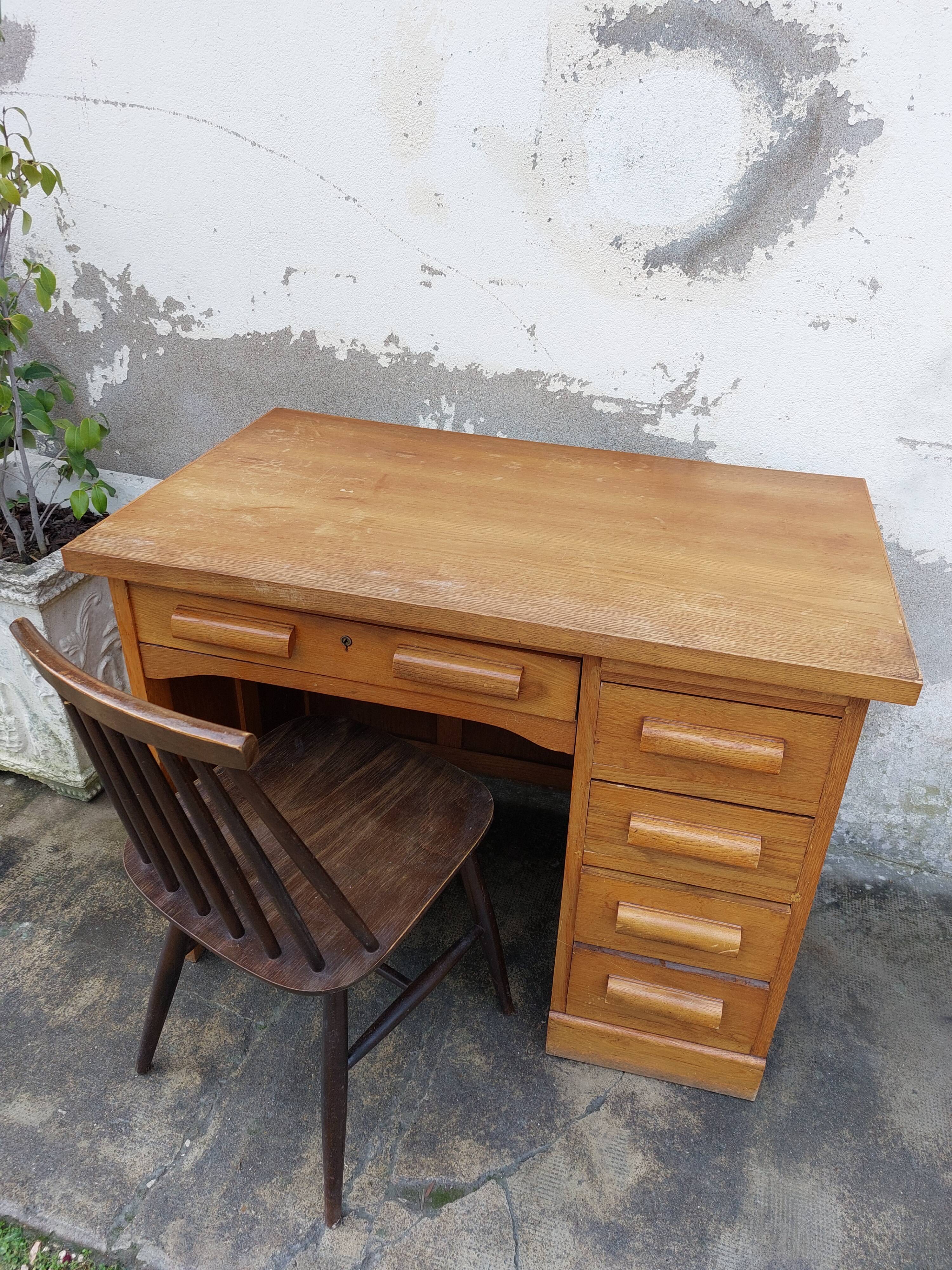 Administration office in vintage wood 1950