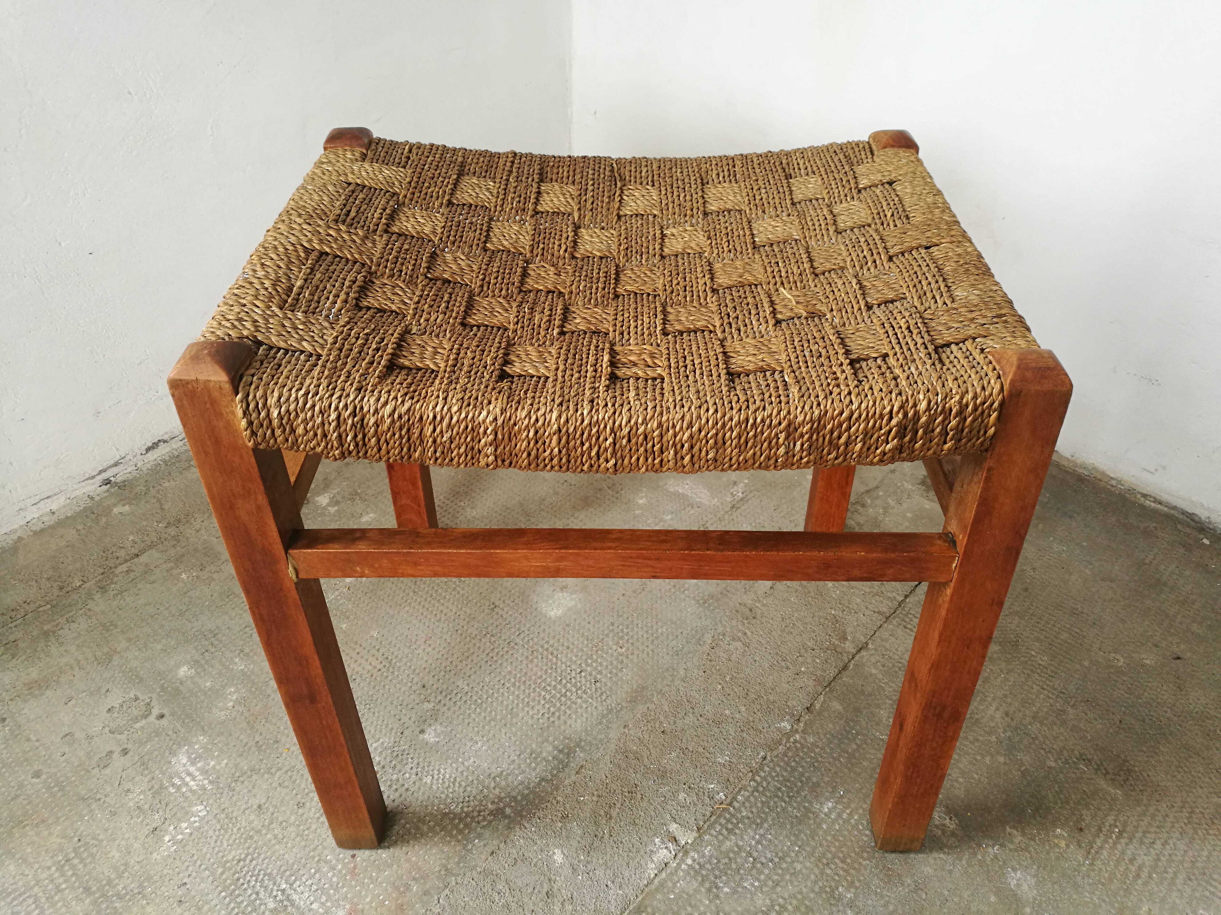 Vroom and Dreesmann rope stool