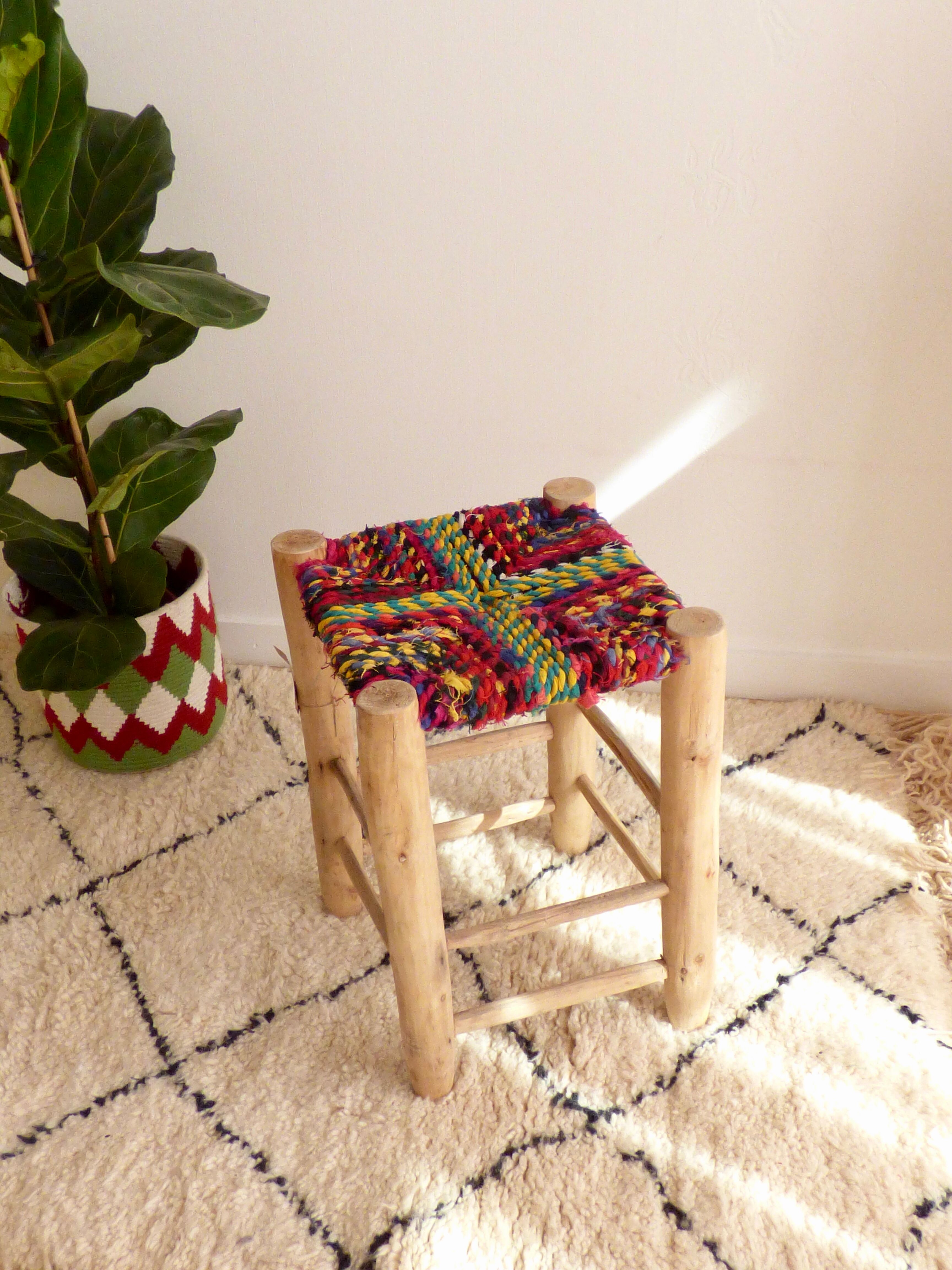 50 cm clogged stool made of lemon and recycled cotton