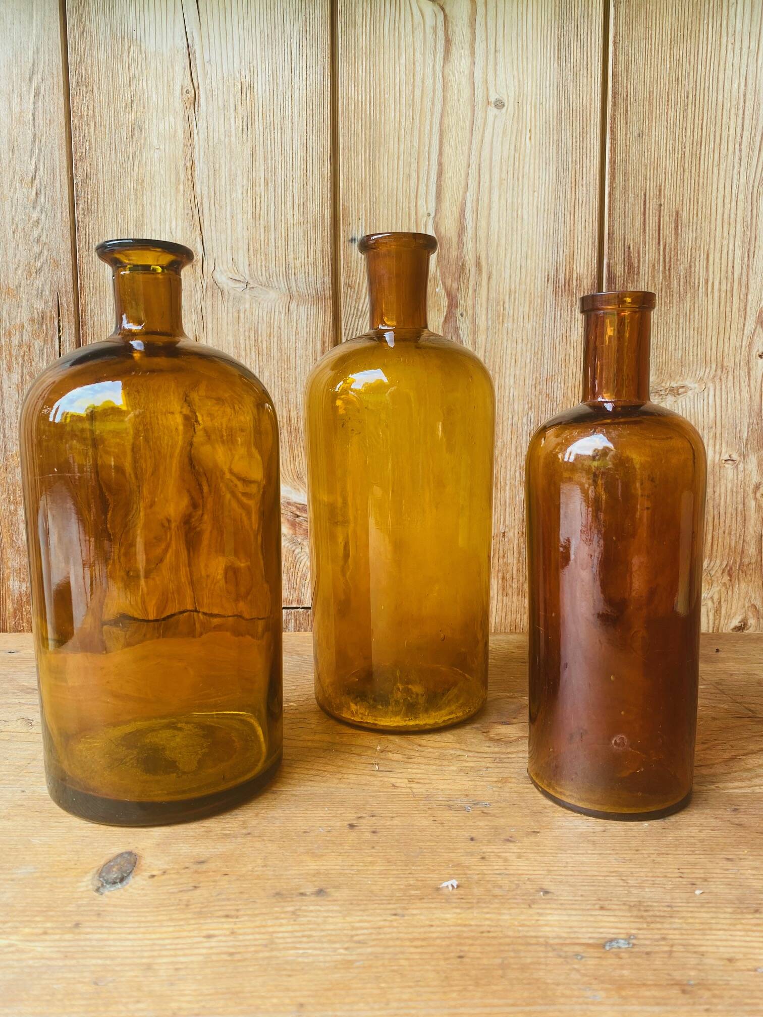 Flacons apothicaire en verre ambré. Lot de 15