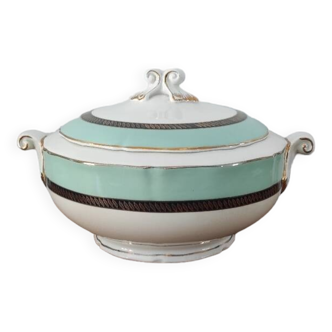 Soup tureen, Saint Amand serving dish