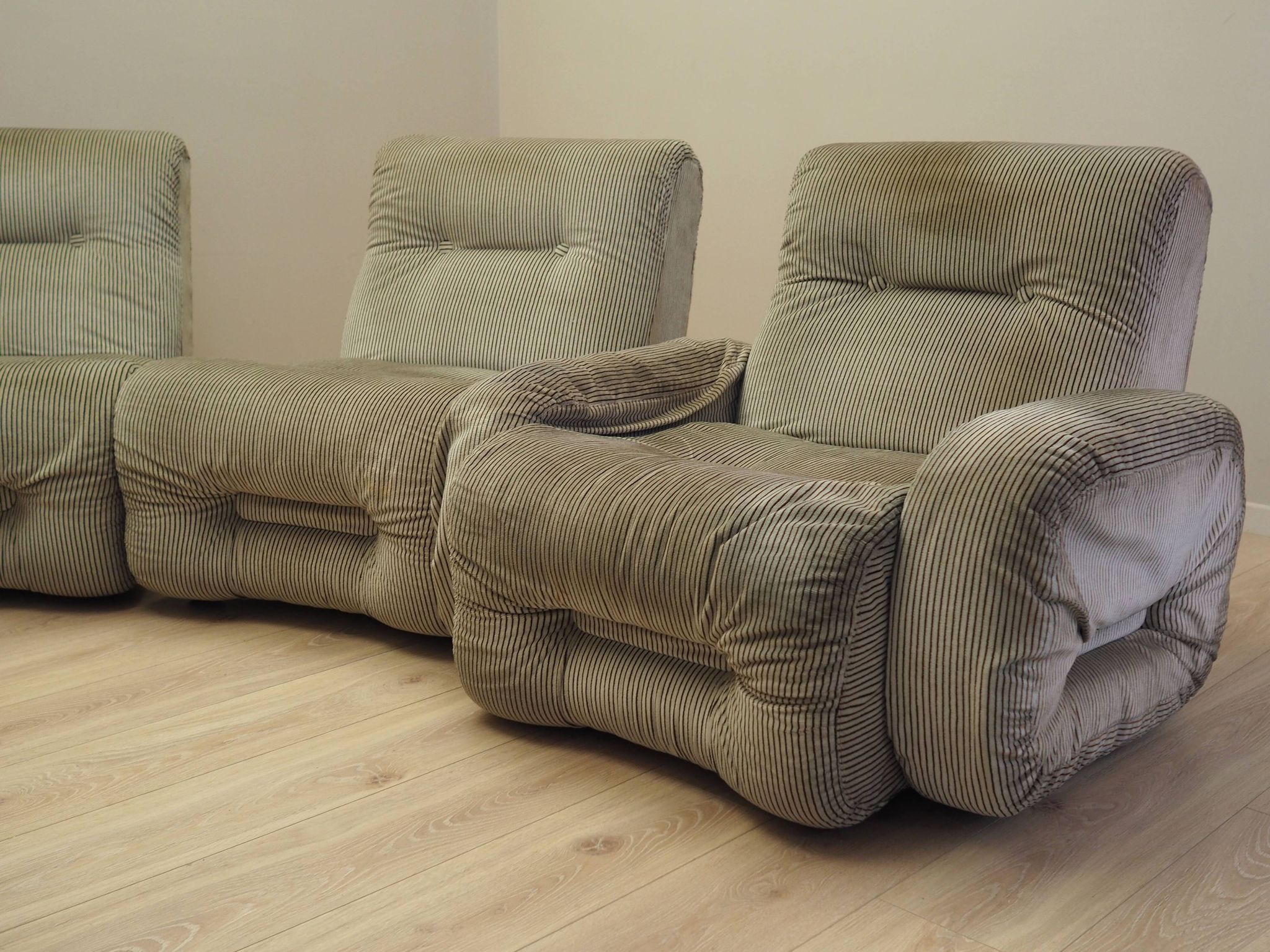 Modular sofa, Italian design, 1960s, production: Italy