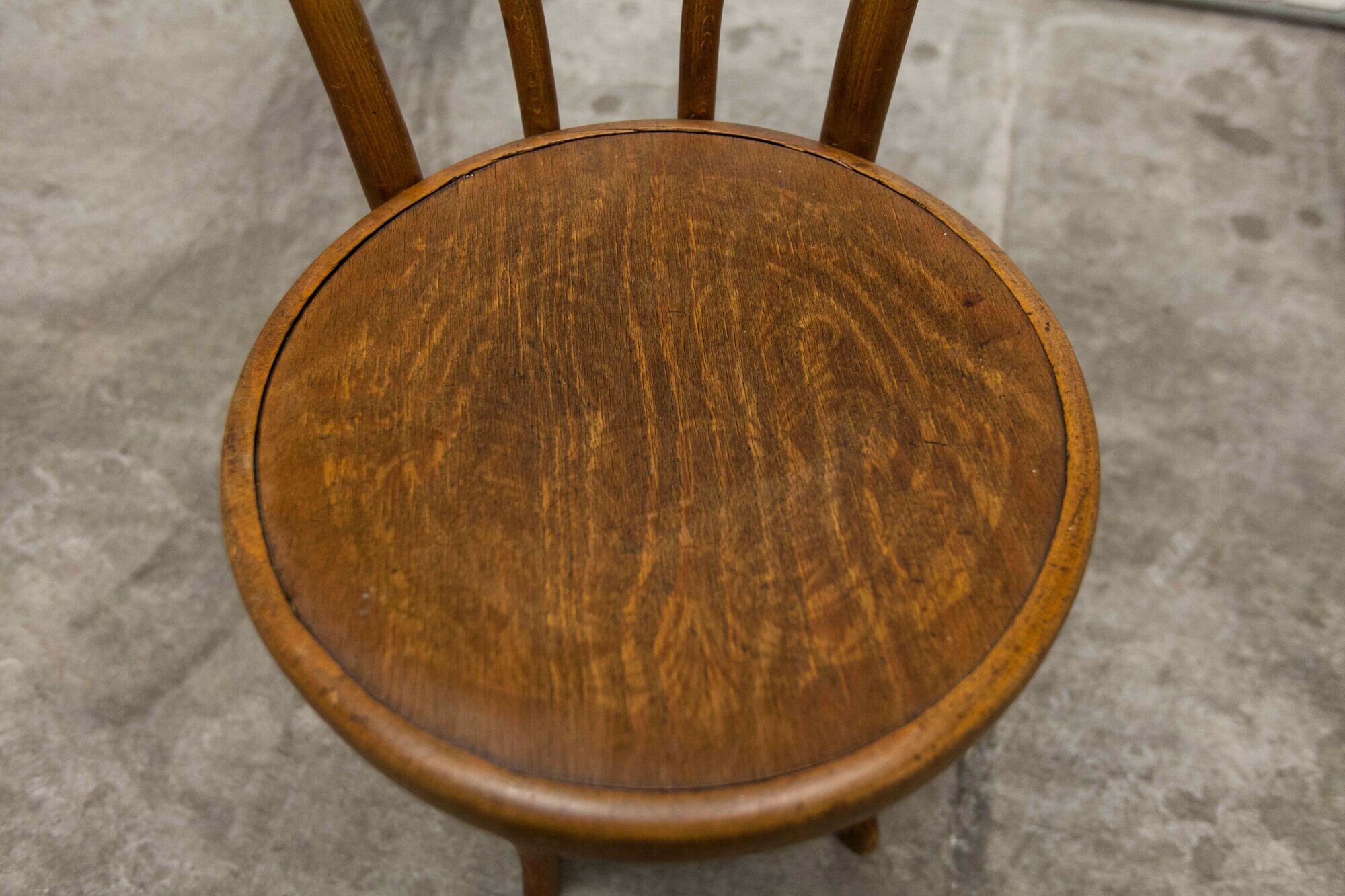Mundus Vienna Austria 1910 curved wood bistro chair