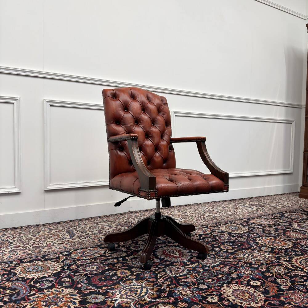 Chaise de bureau Chesterfield anglaise, chaise président.
