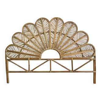 Wicker headboard