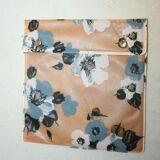 Round mirrors (diameter: 11cm and 13.5cm)