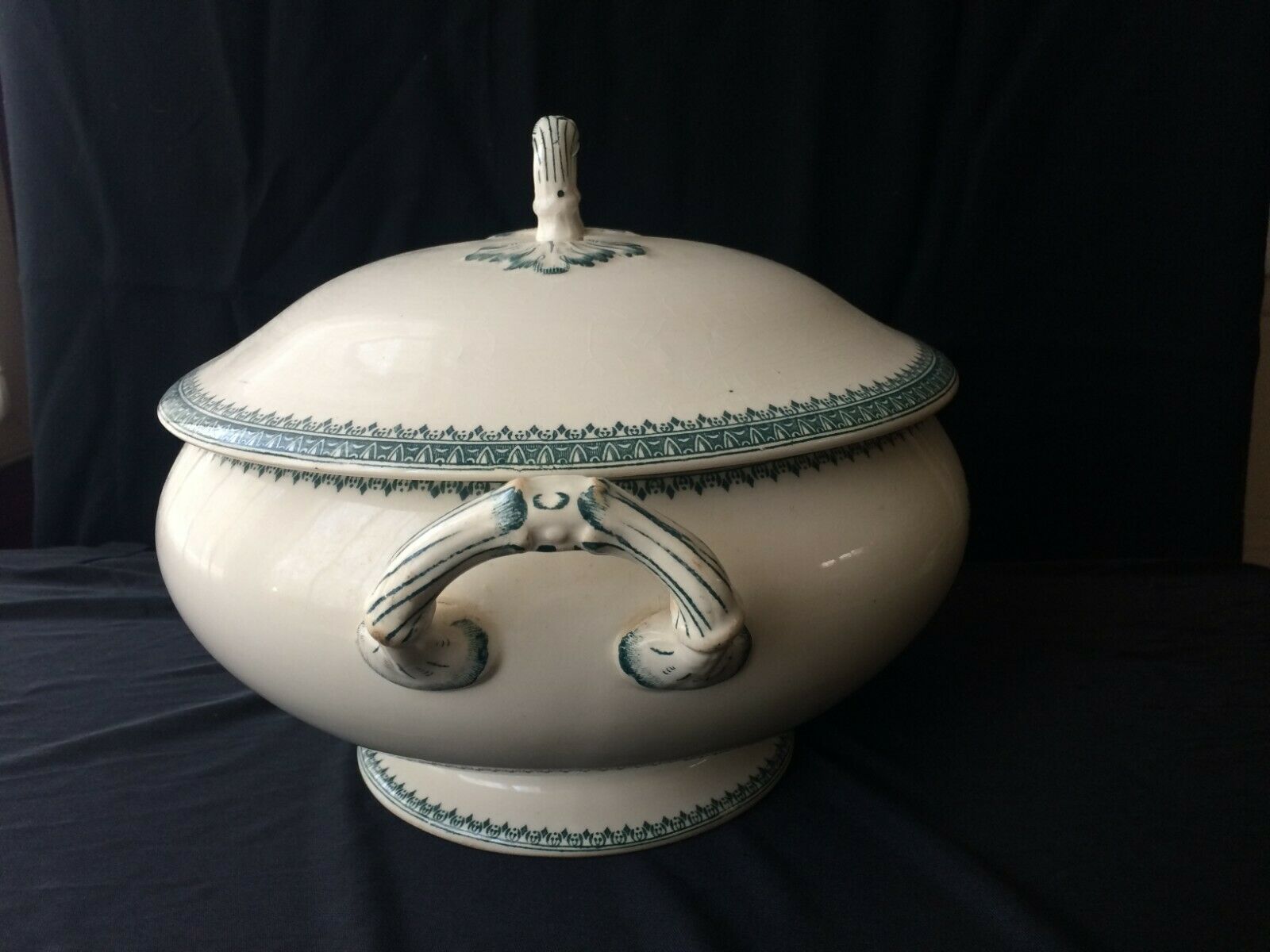 Soupière Creil and Montereau service English labrador