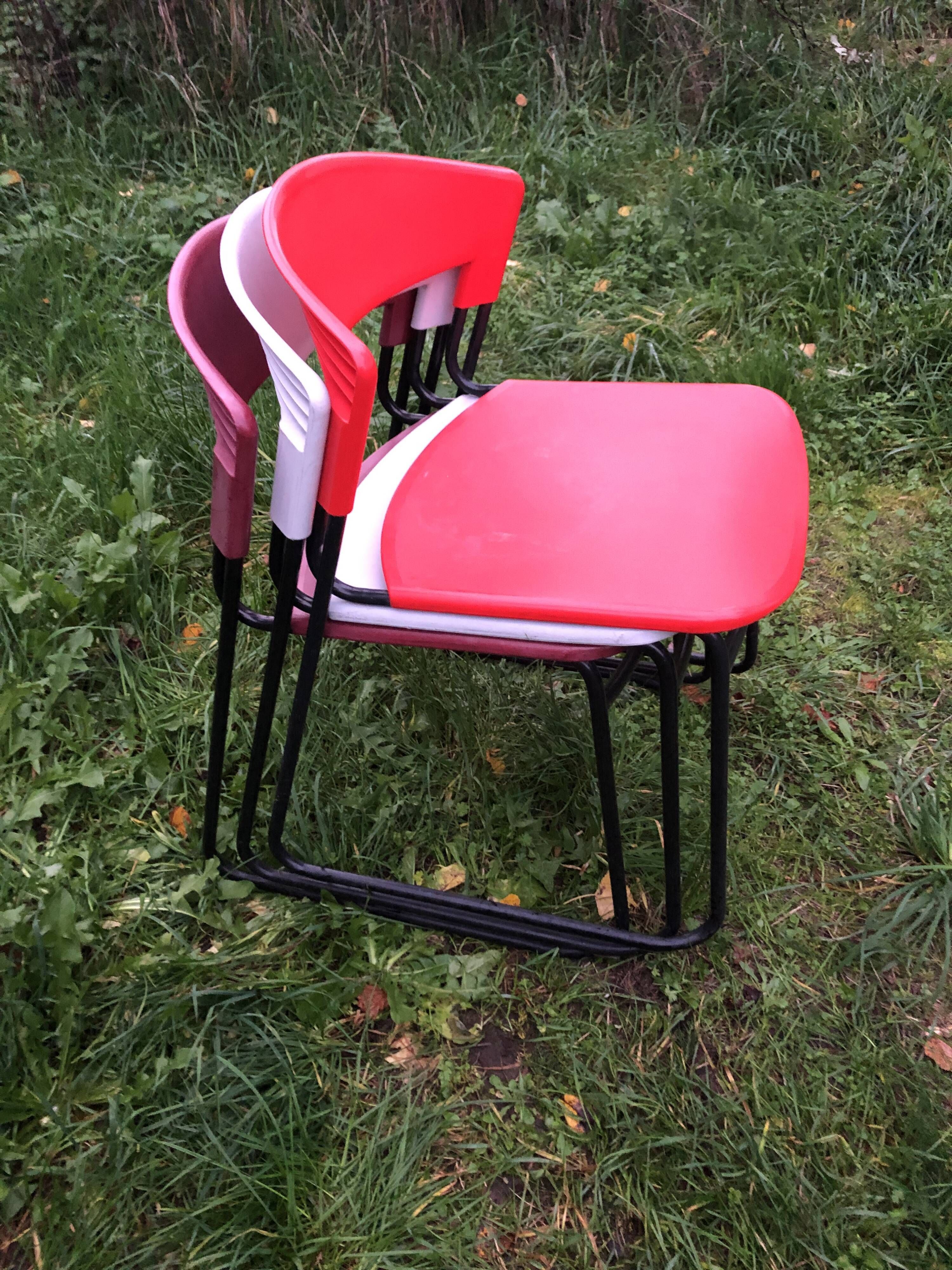 Assisa chairs by Paolo Favaretto Italy Steelcase Strafor 70s