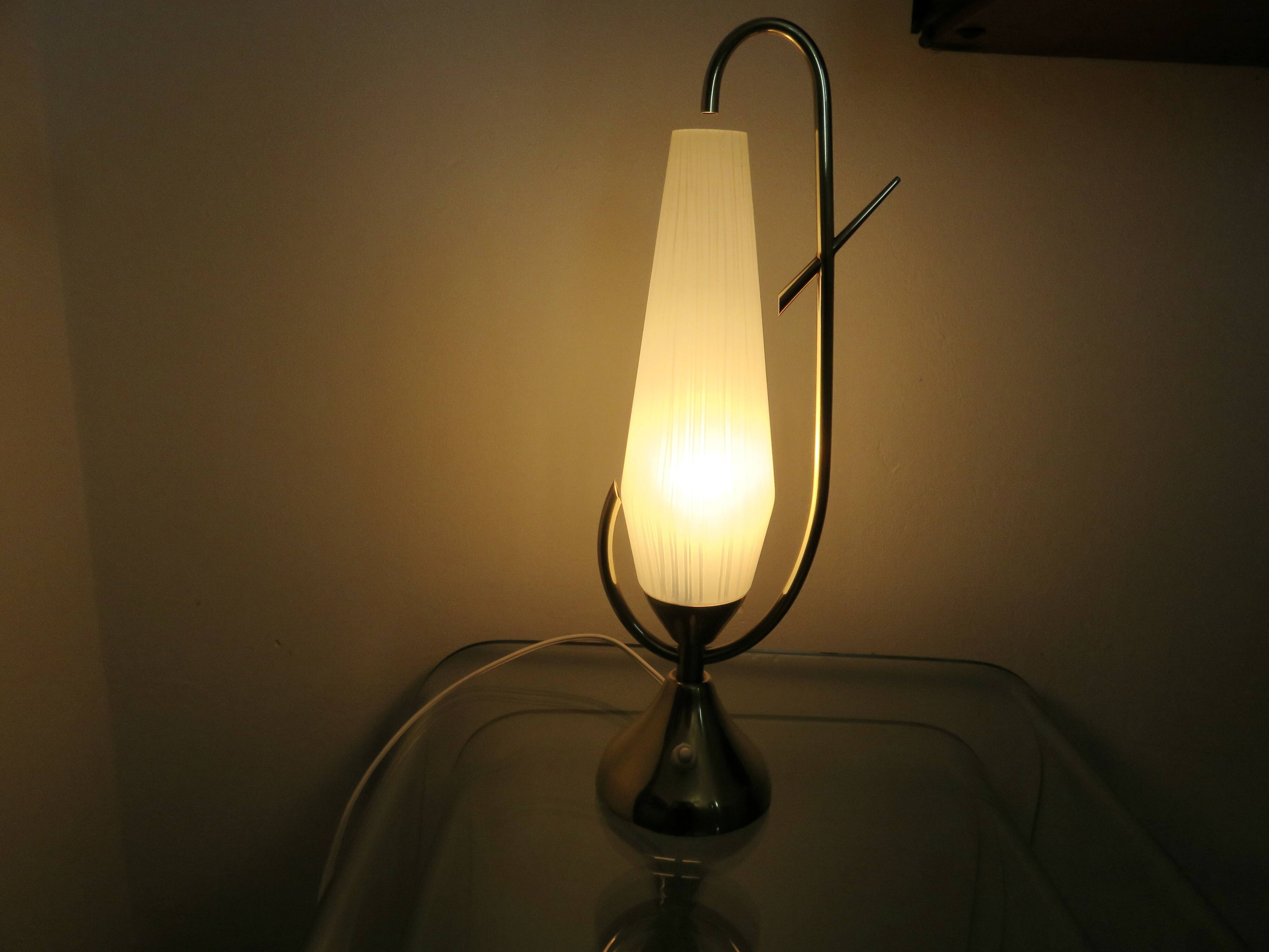 Lampe en laiton doré et verre royal lumière 1960