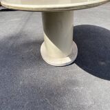 Oval table laned and travertine
