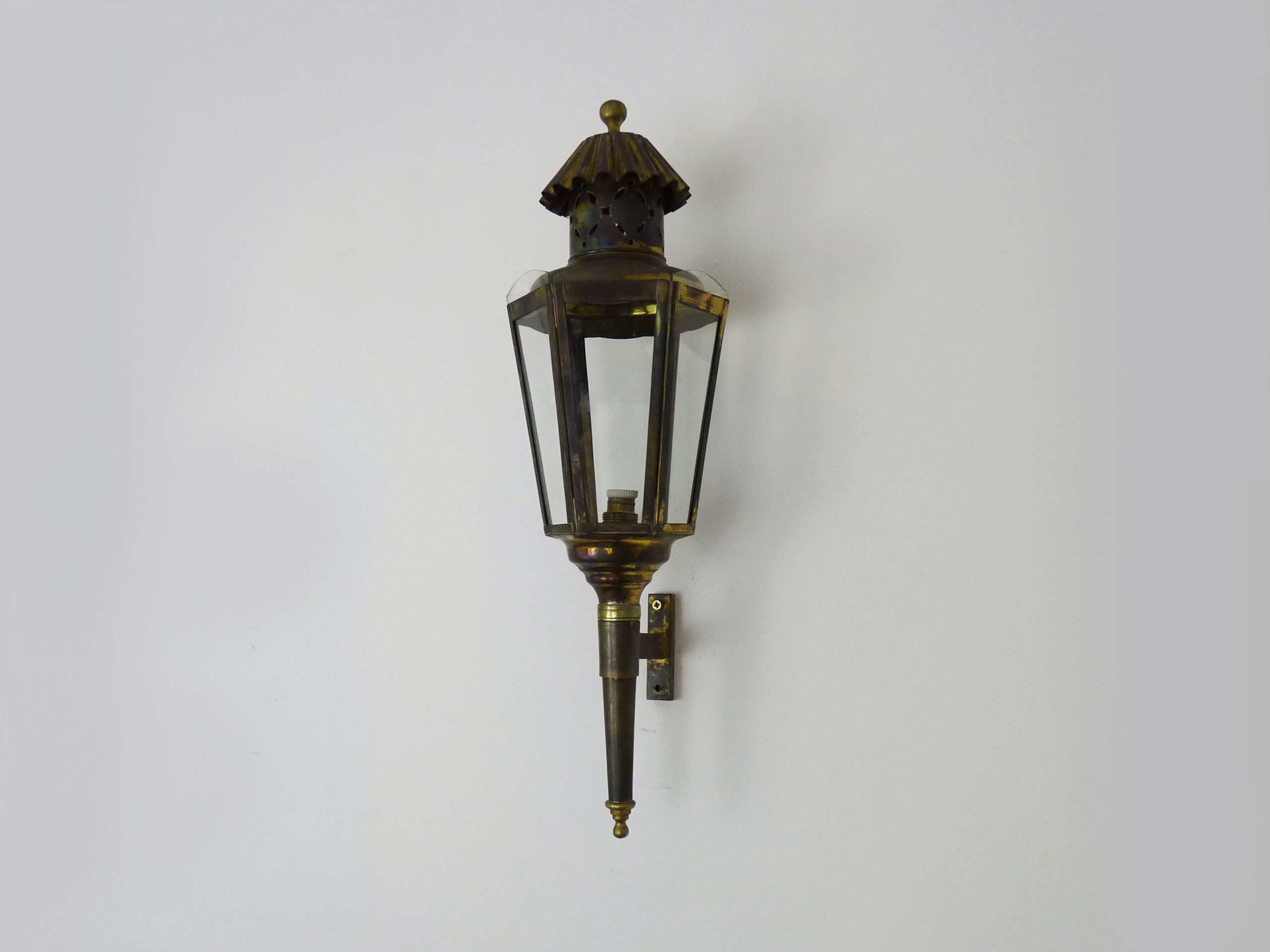 Old carriage lantern, cab, copper with 6 faces. Interior lamp. Year 60 70