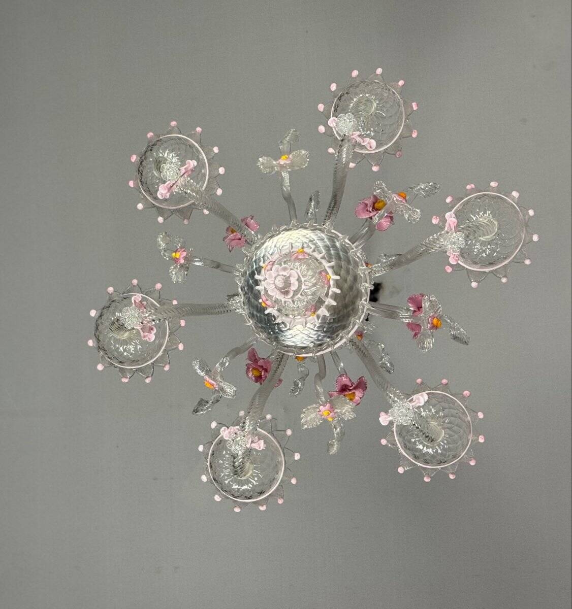 Venetian chandelier in colorless and pink Murano glass, 6 light arms circa 1940