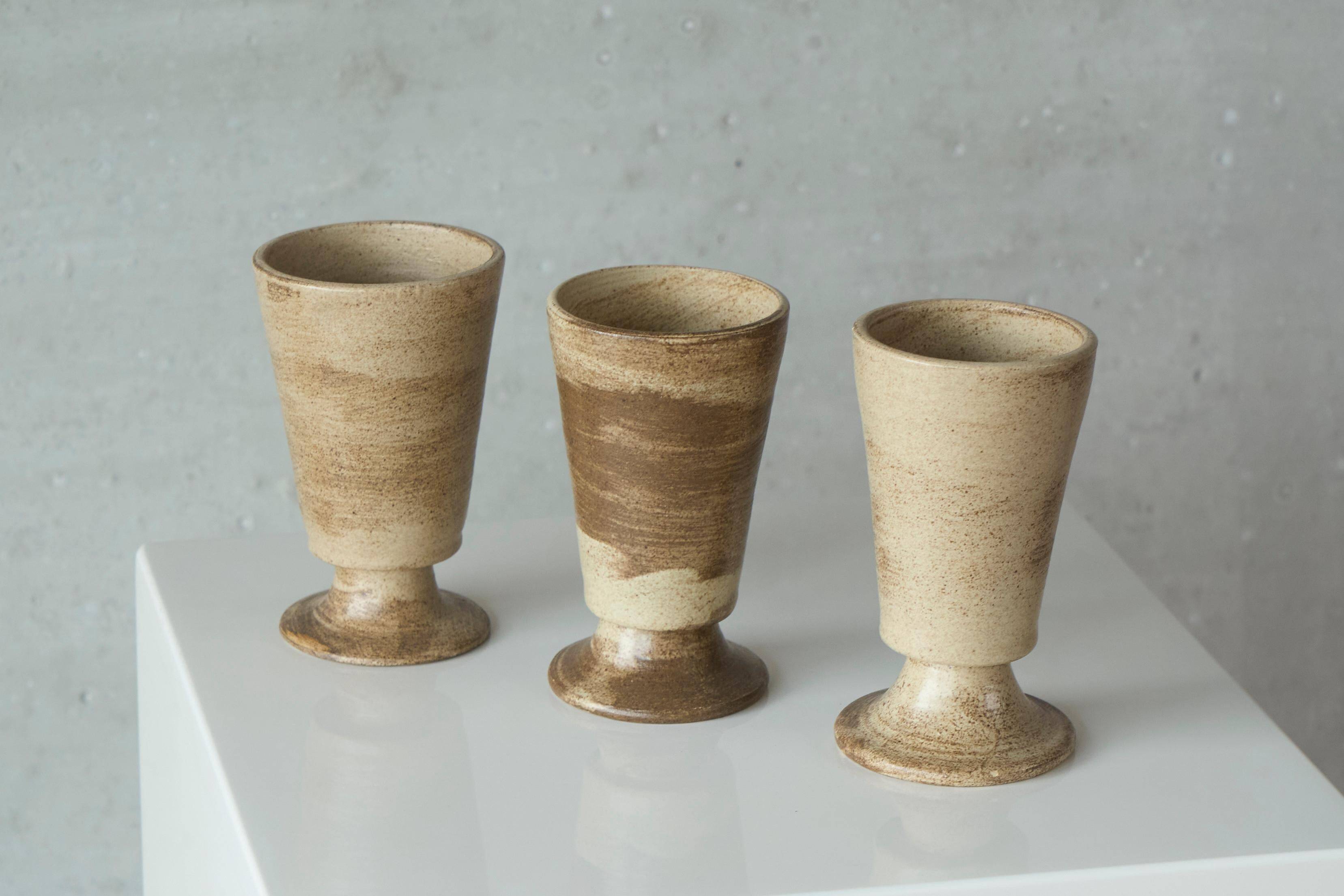 Set of 3 mid-century pottery cups from the 1960s.
