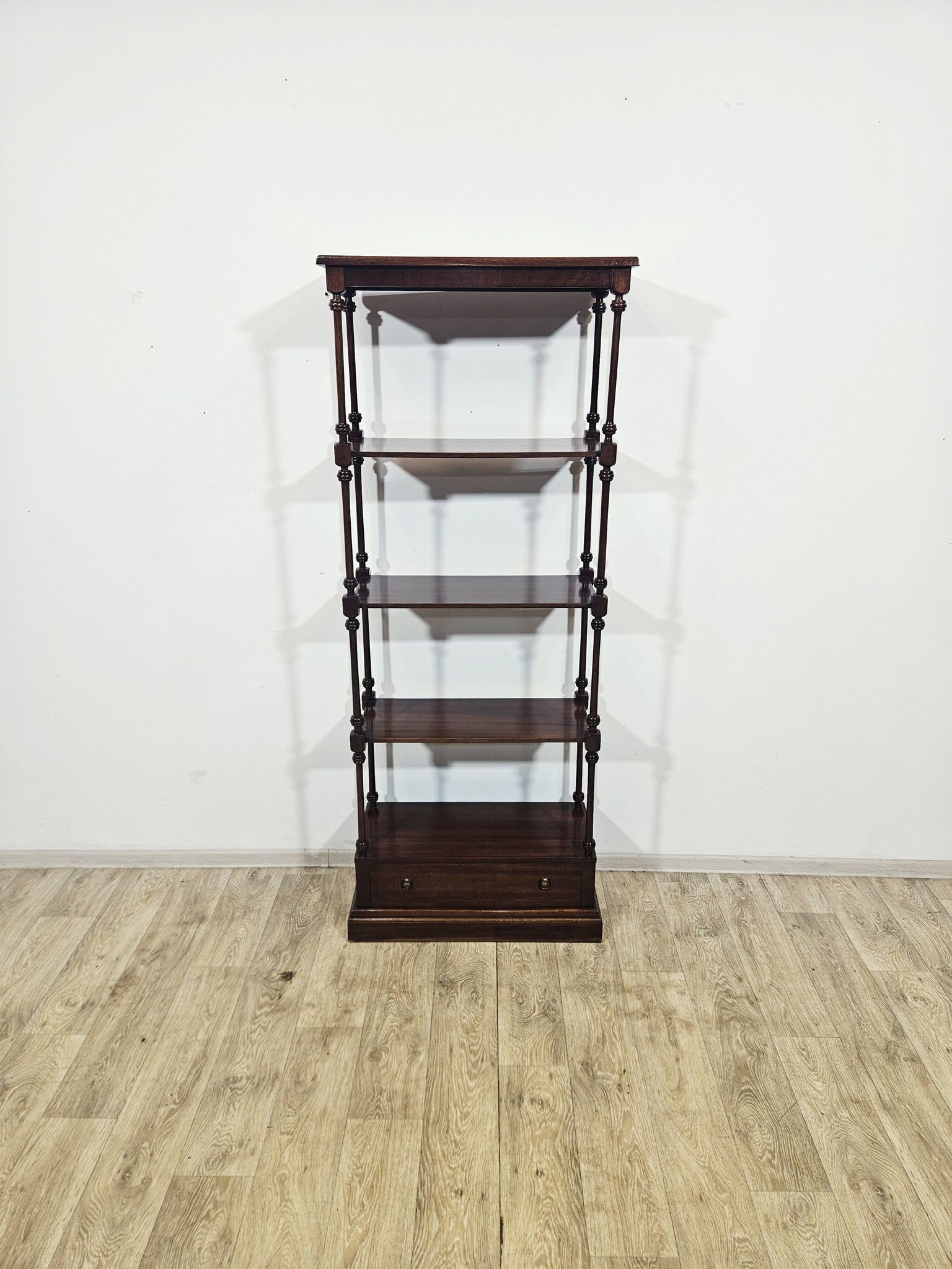 Stylish mahogany shelf/England/mid. 20th century/Classic/Unique