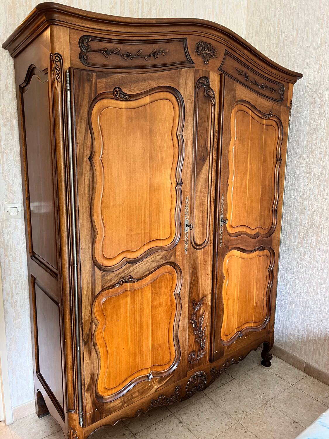 Armoire en noyer
