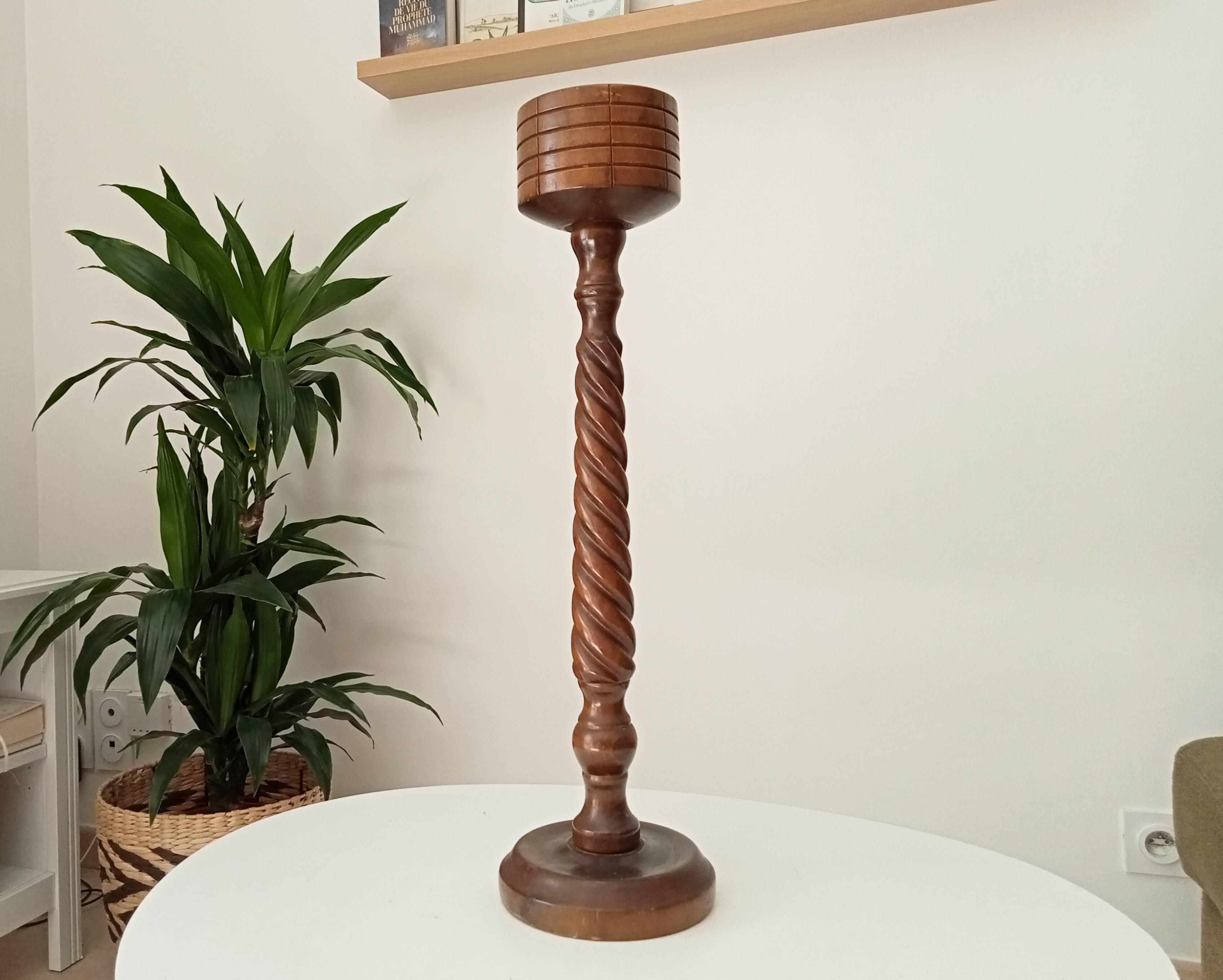Antique turned wooden ashtray from the 50s/60s