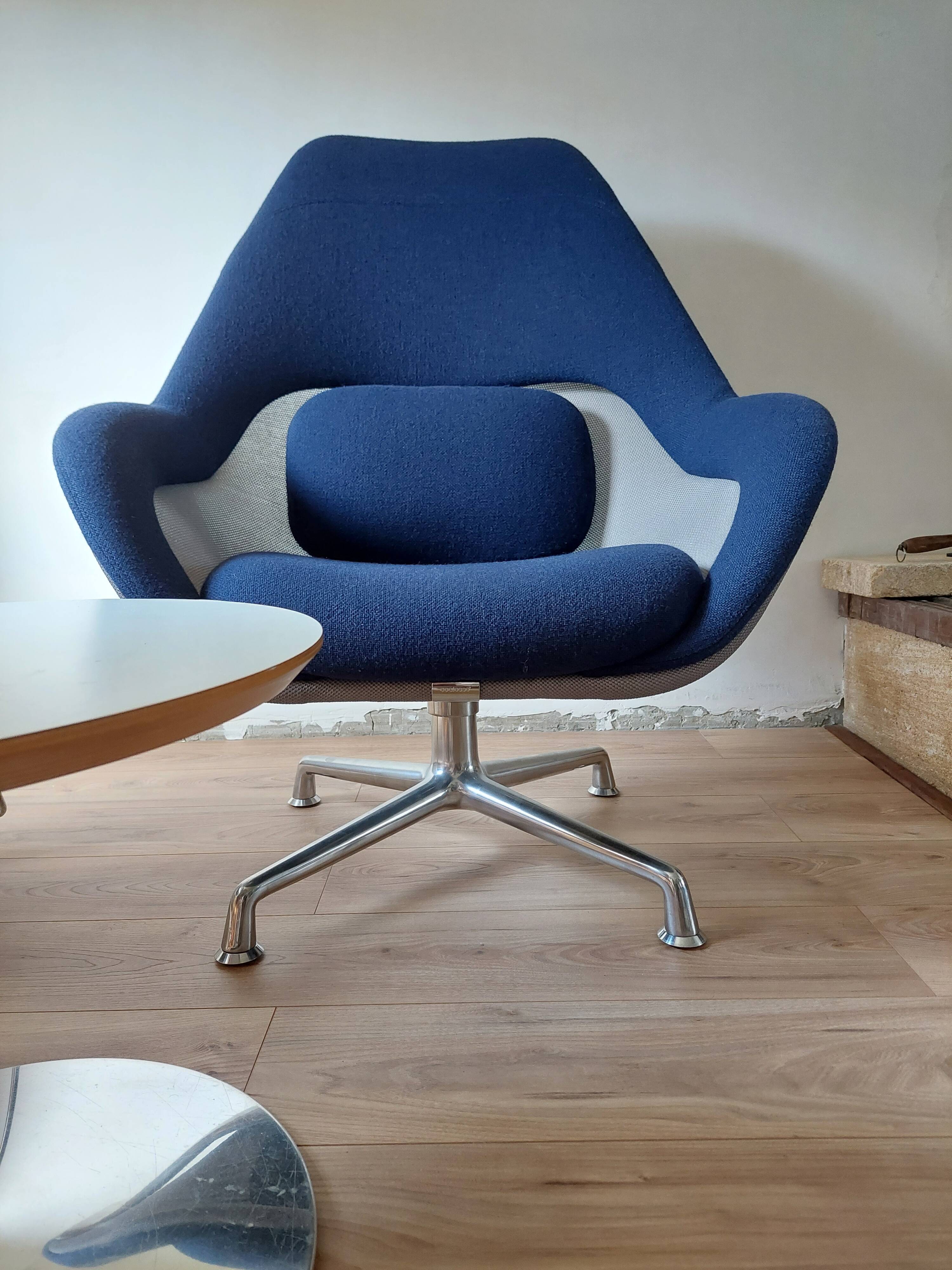 Spaceage lounge chair coalesse steelcase Scott wilson