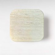 Table basse carrée en travertin aux coins arrondis, Italie, années 1970