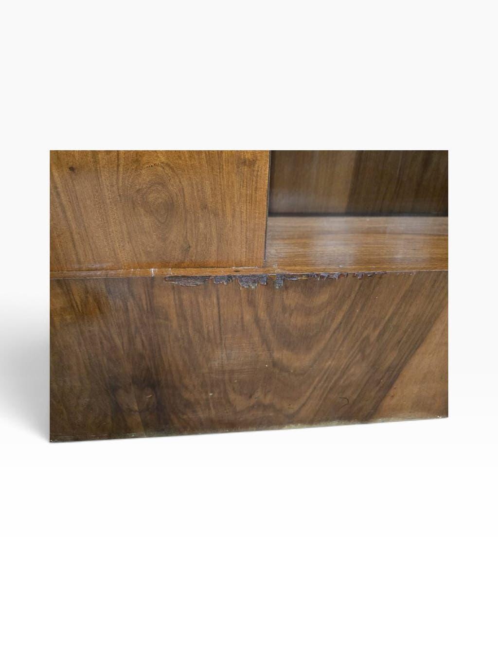 Armoire étagère art déco vintage courbée en bois