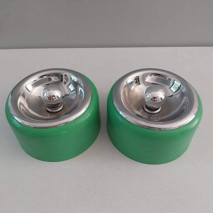 Pair of Italian wall lights from the 70s