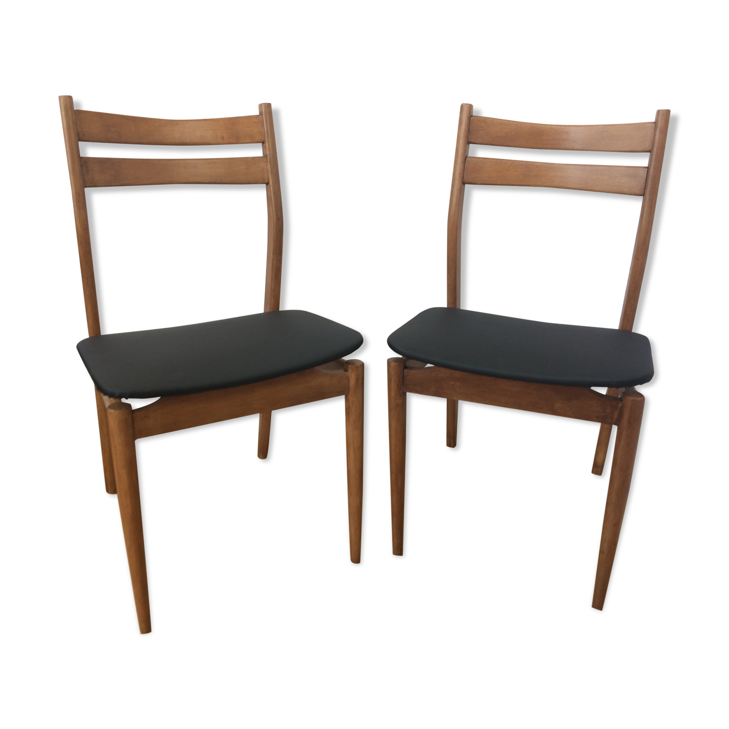 Lot of 2 Scandinavian chairs