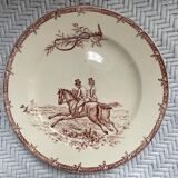 Flat plates iron earth hunting scene vieillard